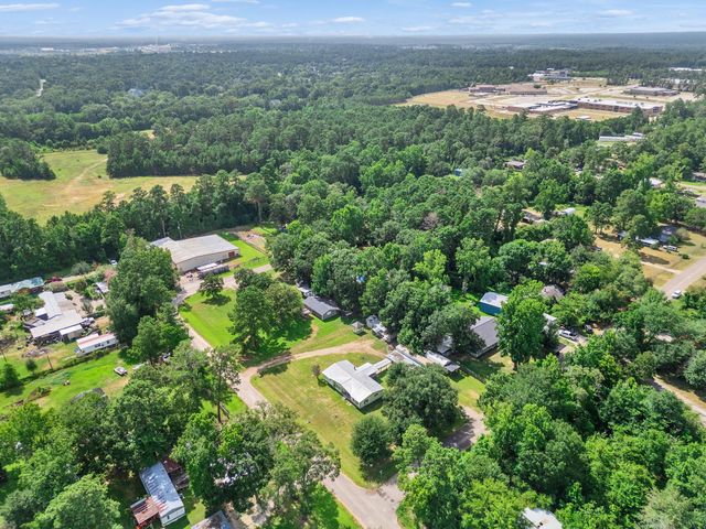 32607 Octavia Drive, Magnolia, TX 77354