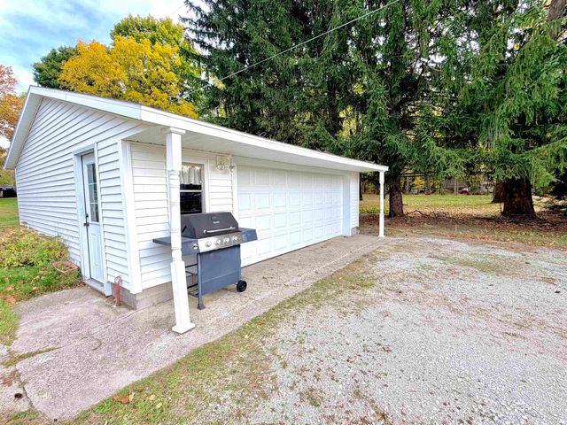 8542 W 25 South, Logansport, IN 46947