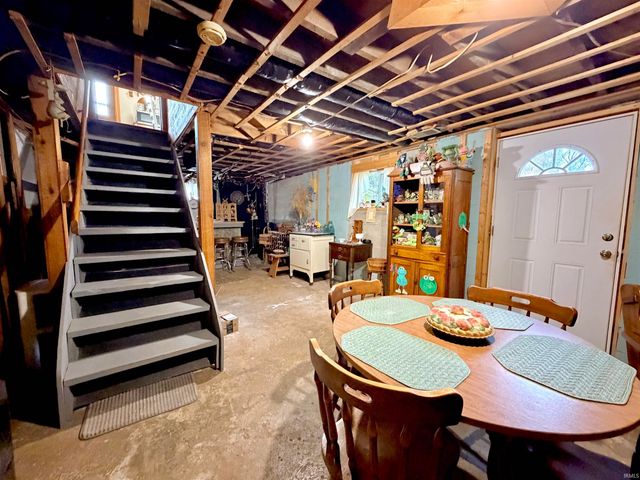 8542 W 25 South, Logansport, IN 46947