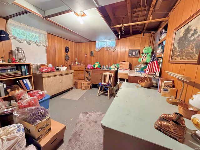 8542 W 25 South, Logansport, IN 46947