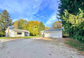 8542 W 25 South, Logansport, IN 46947