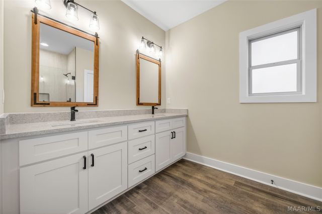 210 Madix Drive, Eclectic, AL 36024