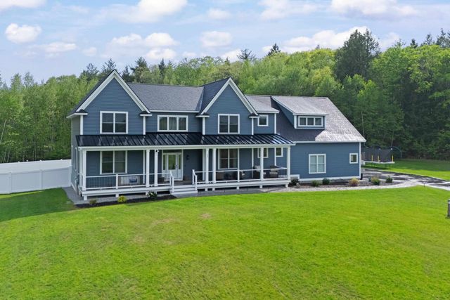 13 Stone Creek Drive, Brentwood, NH 03833
