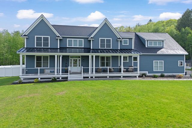 13 Stone Creek Drive, Brentwood, NH 03833