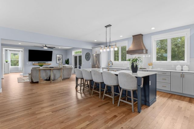 13 Stone Creek Drive, Brentwood, NH 03833