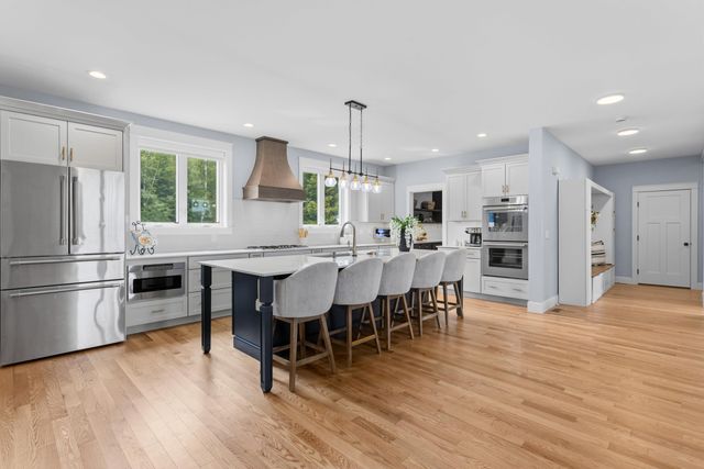 13 Stone Creek Drive, Brentwood, NH 03833