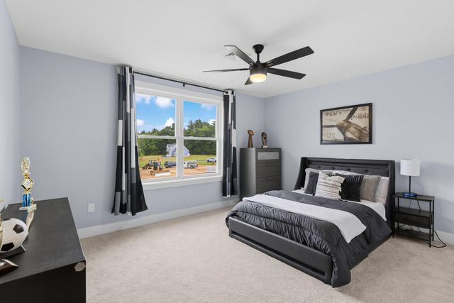 13 Stone Creek Drive, Brentwood, NH 03833