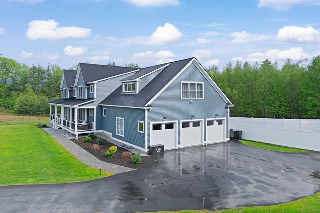 13 Stone Creek Drive, Brentwood, NH 03833