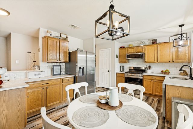 11528 Cactus Springs Drive, Fort Worth, TX 76244