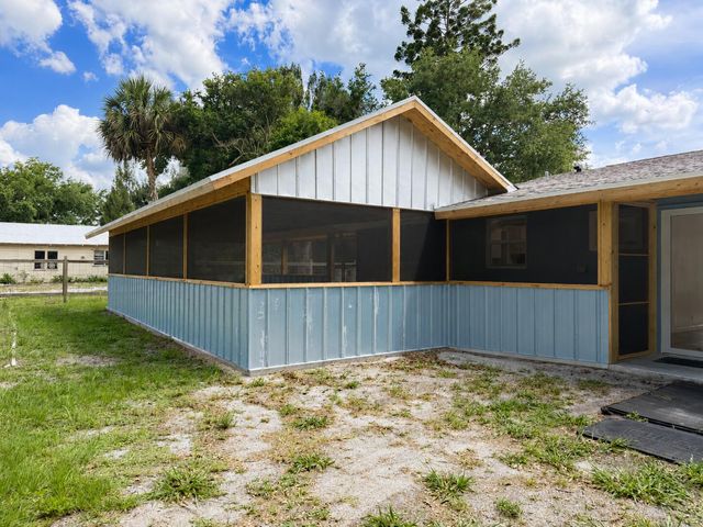 8012 U.s. 1, Vero Beach, FL 32967
