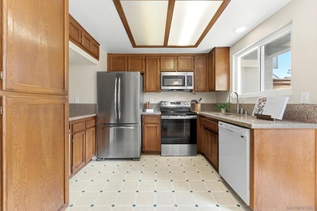 1442 Essex 4, San Diego, CA 92103