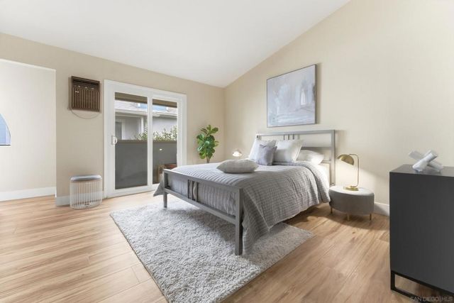 1442 Essex 4, San Diego, CA 92103