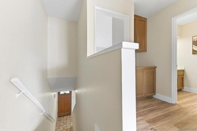 1442 Essex 4, San Diego, CA 92103