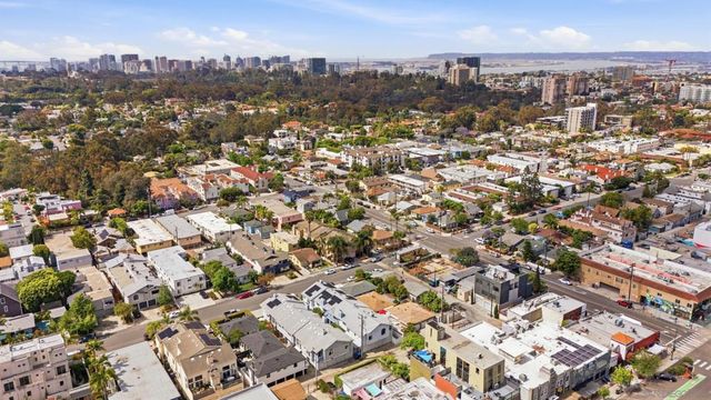 1442 Essex 4, San Diego, CA 92103