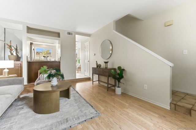 1442 Essex 4, San Diego, CA 92103