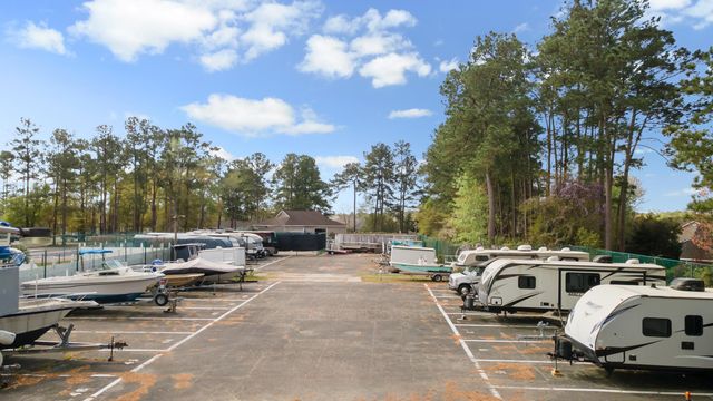 6850 King Arthur Dr Unit 201, Myrtle Beach, SC 29588