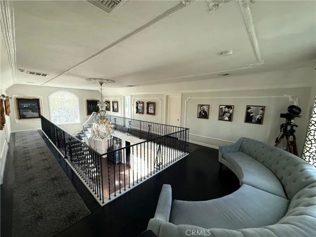 1901 N Catalina, Los Angeles, CA 90027