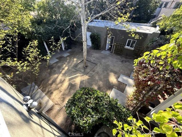 1901 N Catalina, Los Angeles, CA 90027