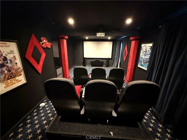 1901 N Catalina, Los Angeles, CA 90027