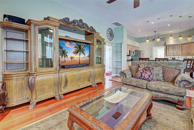 1037 BECKLEY CIRCLE, Venice, FL 34292