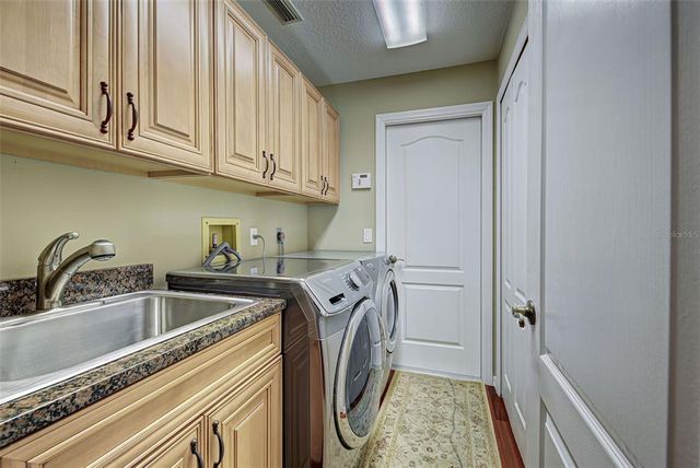 1037 BECKLEY CIRCLE, Venice, FL 34292