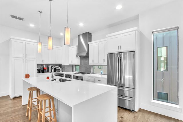 4934 Camdale Court, Dallas, TX 75206