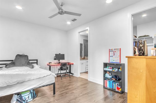 4934 Camdale Court, Dallas, TX 75206