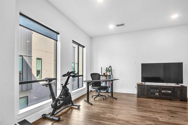 4934 Camdale Court, Dallas, TX 75206