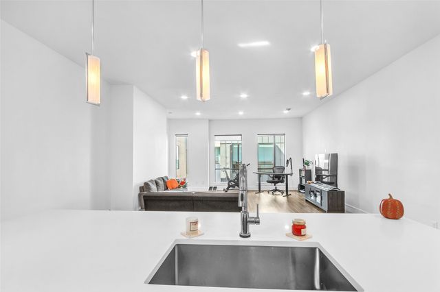 4934 Camdale Court, Dallas, TX 75206