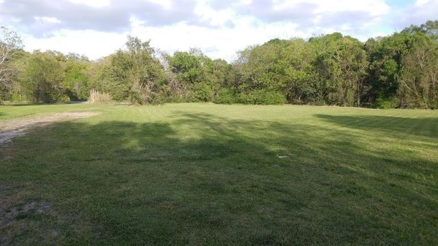8939 Wateka Drive, Houston, TX 77074