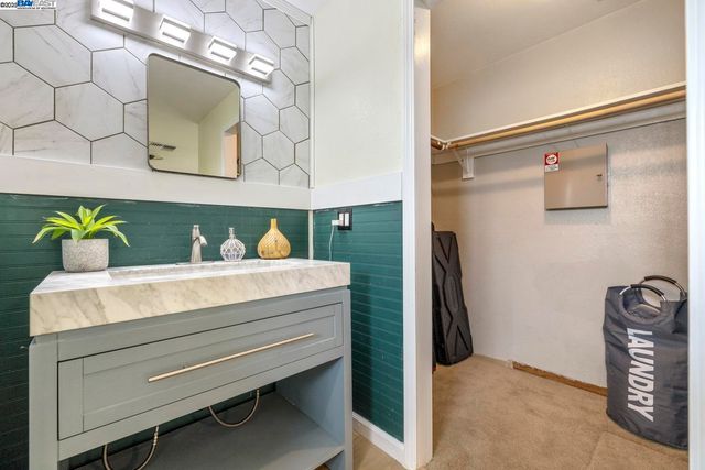 2155 Portola Ave, Stockton, CA 95209