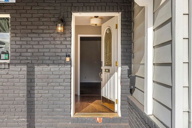 2155 Portola Ave, Stockton, CA 95209