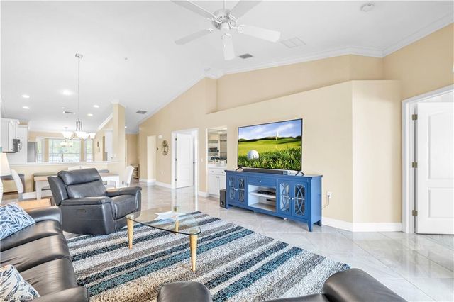 10391 McArthur Palm LN 2621, Fort Myers, FL 33966