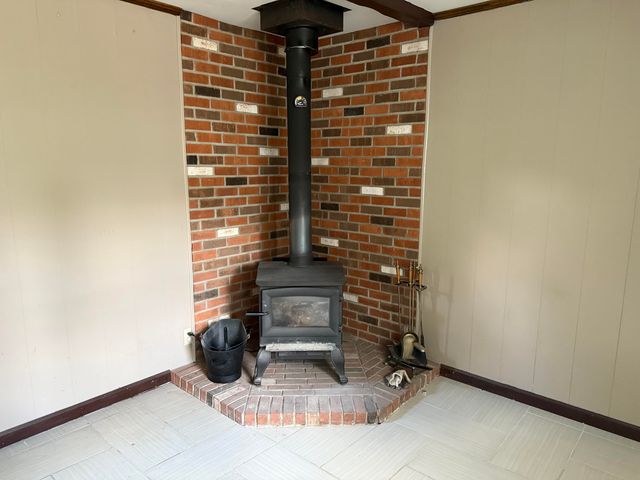 29 E Crescent Avenue, Woodlawn, KY 41071