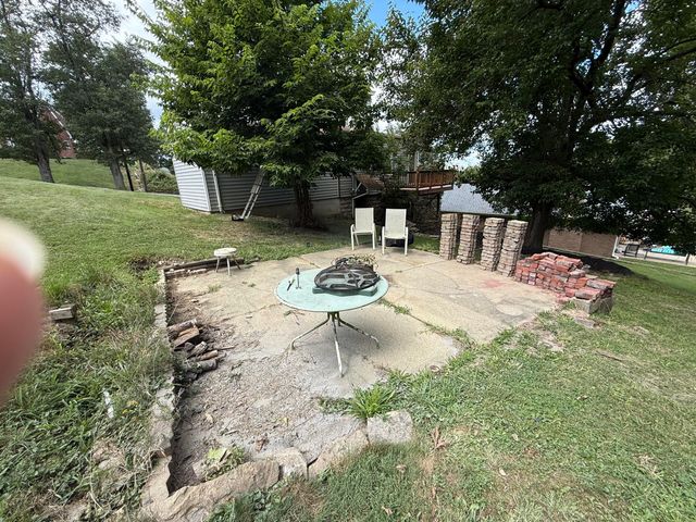29 E Crescent Avenue, Woodlawn, KY 41071