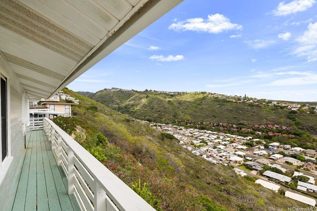 1643 Paula Drive A, Honolulu, HI 96816