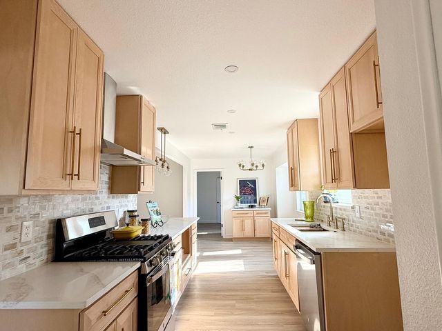 918 Bromwich Street, Garland, TX 75040