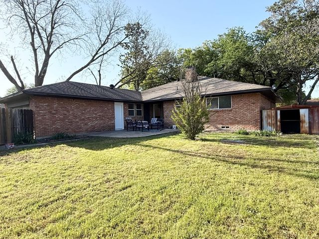 918 Bromwich Street, Garland, TX 75040