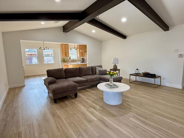 918 Bromwich Street, Garland, TX 75040