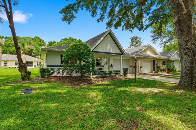 9755 SW 94TH TERRACE A, Ocala, FL 34481