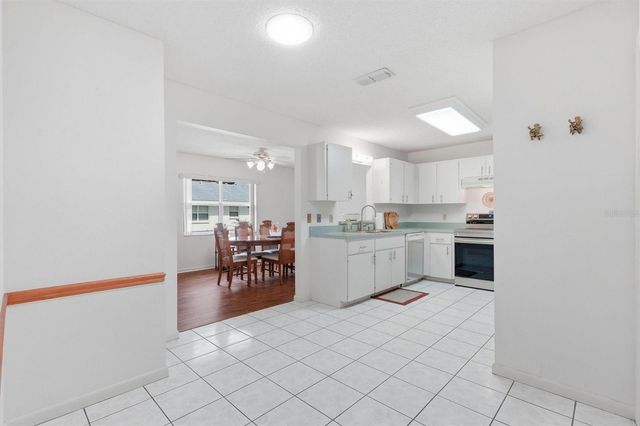 9755 SW 94TH TERRACE A, Ocala, FL 34481