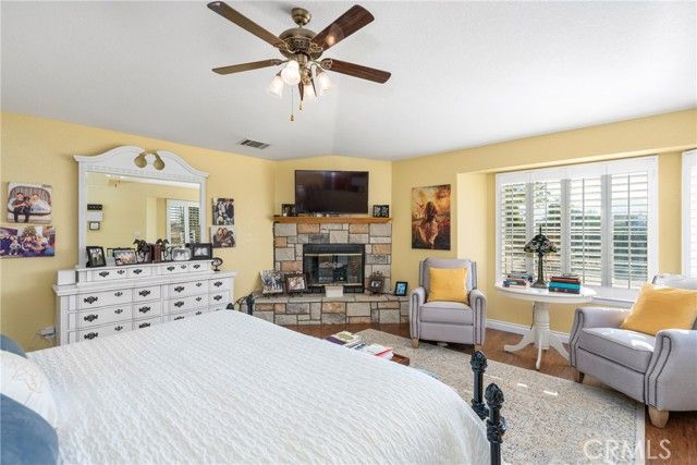 12325 Stuveling Street, Oak Hills, CA 92344