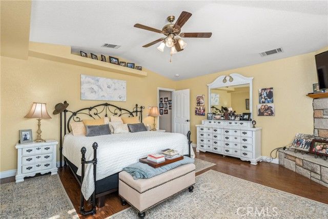 12325 Stuveling Street, Oak Hills, CA 92344