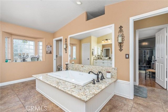 12325 Stuveling Street, Oak Hills, CA 92344