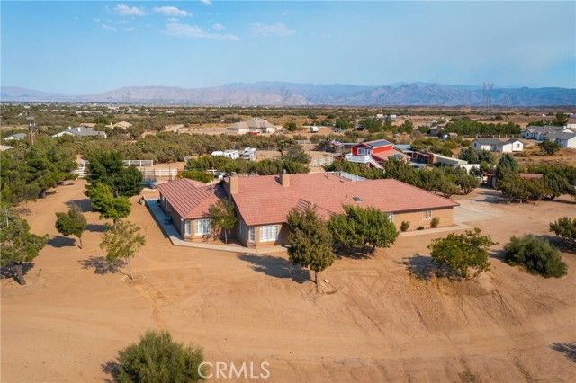 12325 Stuveling Street, Oak Hills, CA 92344