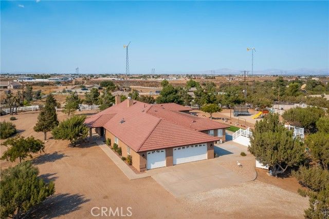 12325 Stuveling Street, Oak Hills, CA 92344