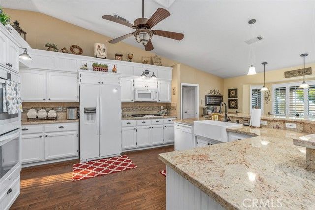 12325 Stuveling Street, Oak Hills, CA 92344