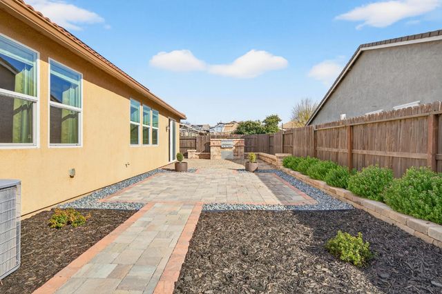 3736 Orbison Ln, Stockton, CA 95212