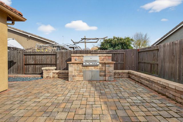 3736 Orbison Ln, Stockton, CA 95212