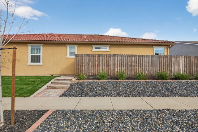 3736 Orbison Ln, Stockton, CA 95212